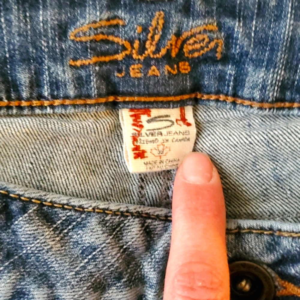Jeans